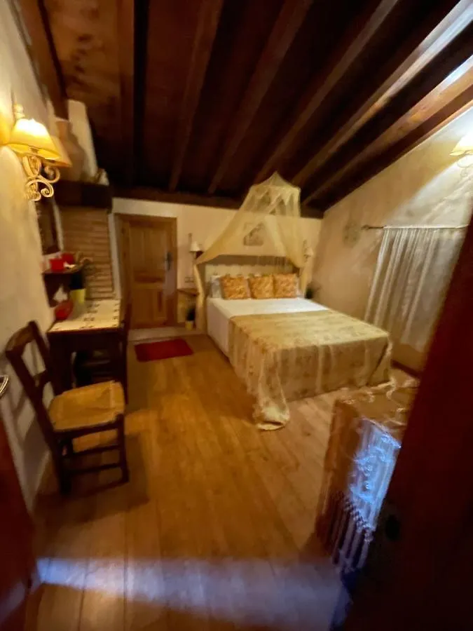 Posada Los Cantaros Pizarra Casa rural